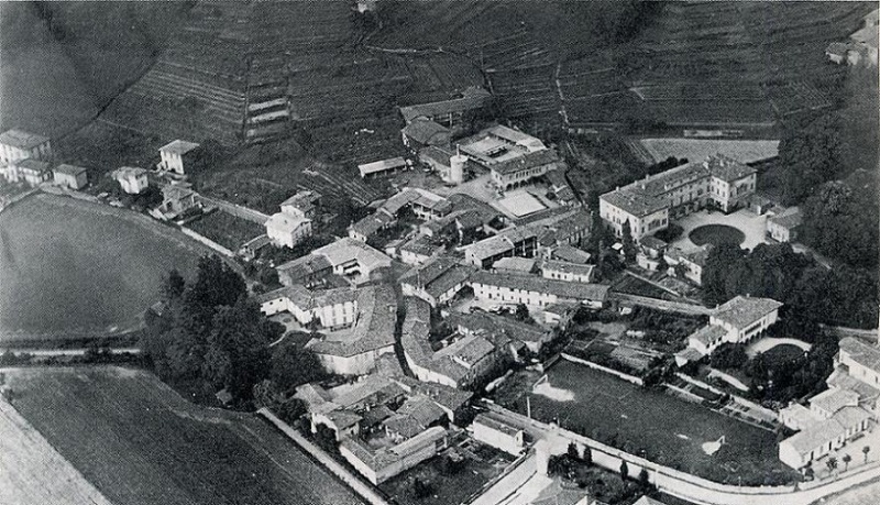 File:1965 Sombreno - Veduta aerea.jpg