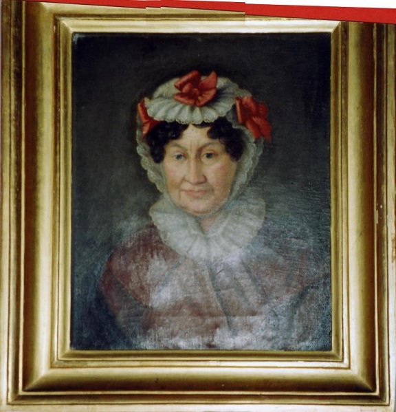 File:Personaggio di casa Abati 2.jpg