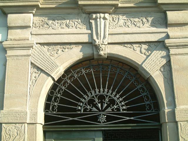 File:Vicolo Bettami 03.jpg