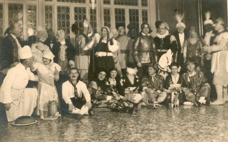 File:Carnevale Mascherata in casa Pesenti 1.jpg
