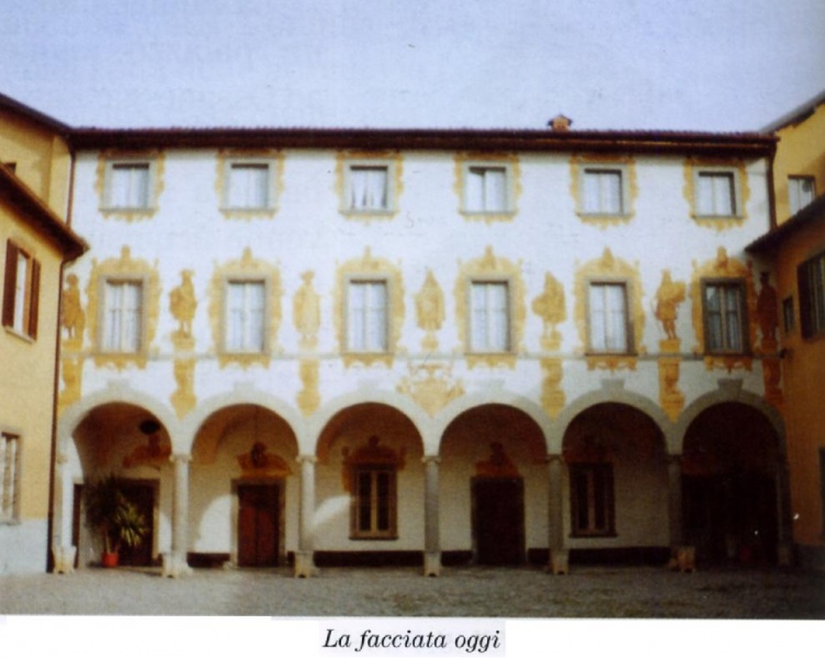 File:Cenate palazzo Lupi 2003.jpg
