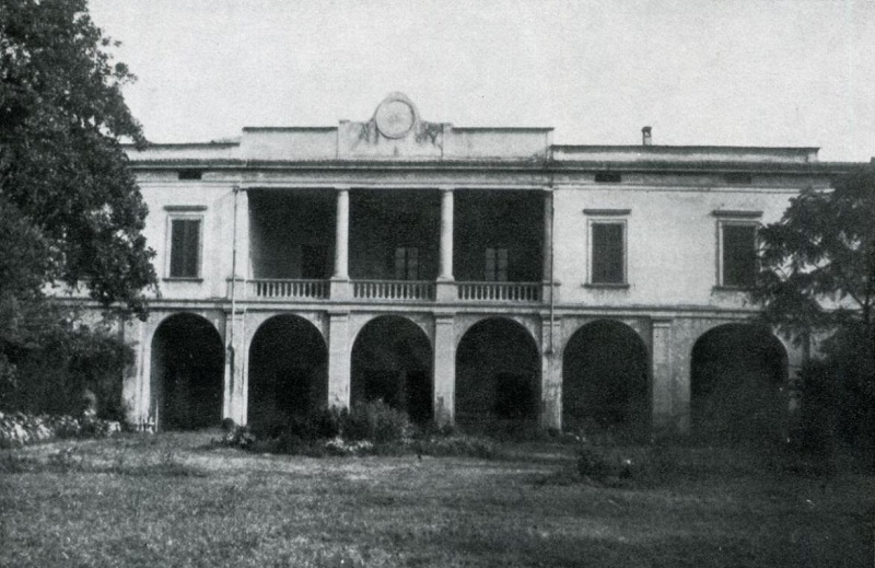 File:Faverzano - Villa Longo Agliardi (Facciata).jpg