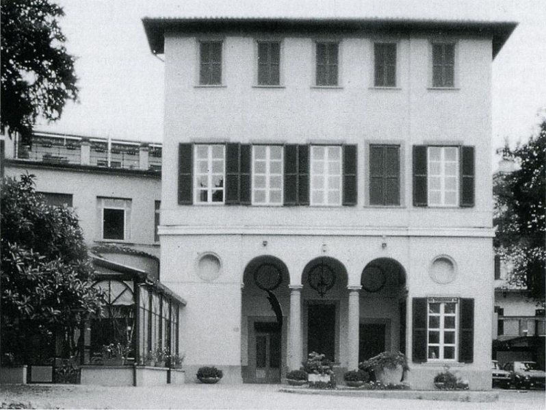 File:Lupi palazzo via Pignolo 98 a.jpg