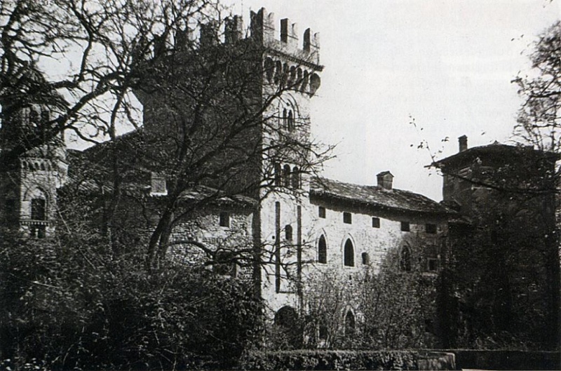 File:Marne - Castello Avogadri 2.jpg