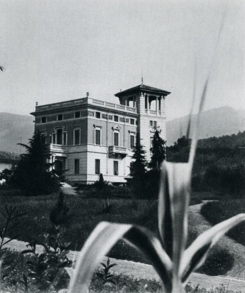 File:Nese - Villa Montecchio.jpg