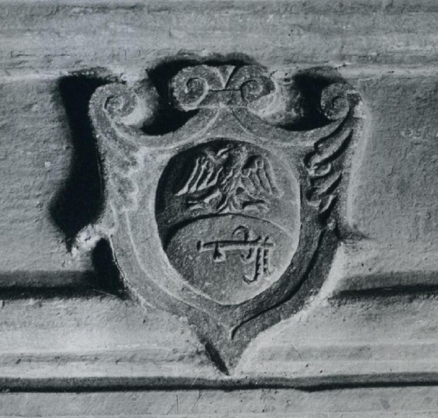 File:Pesenti stemma (Domus Mercatorum).jpg